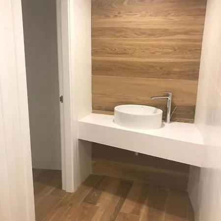 Ginosi Pedralbes Hotel Barcelona