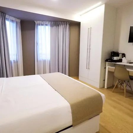 Hotel Ginosi Pedralbes Barcelona