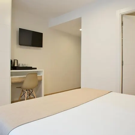 Hotel Ginosi Pedralbes